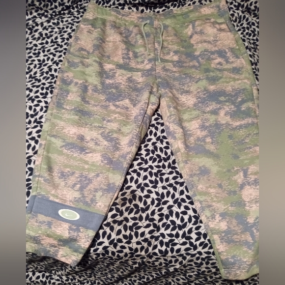 Nike Sportswear Essential Fleece Curve Sweatpants - Picture 2 of 5